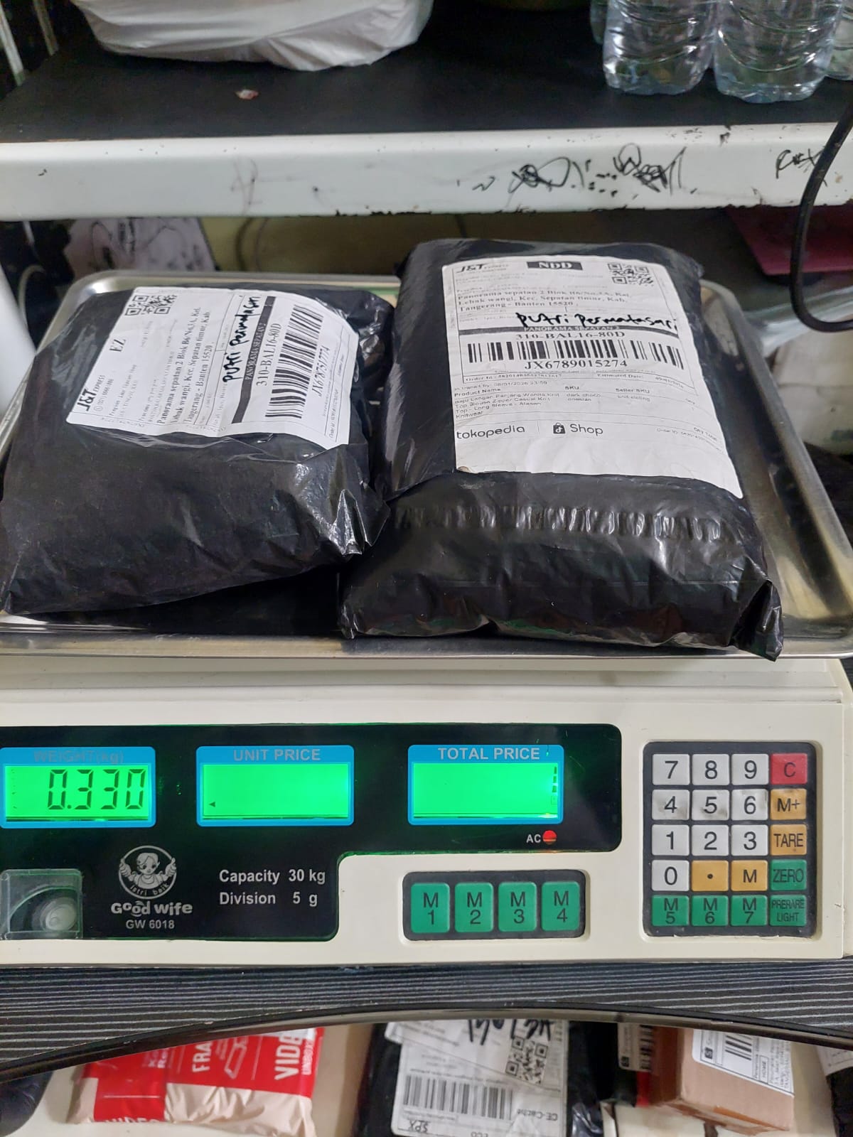 PUTRI PERMATASARI/1230-390/BLACK