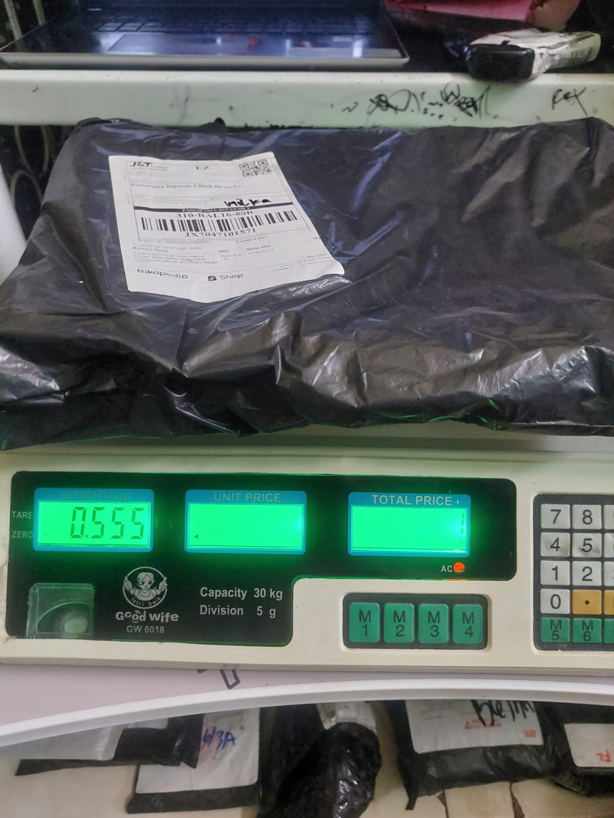 MILKA/8332-0487/BLACK