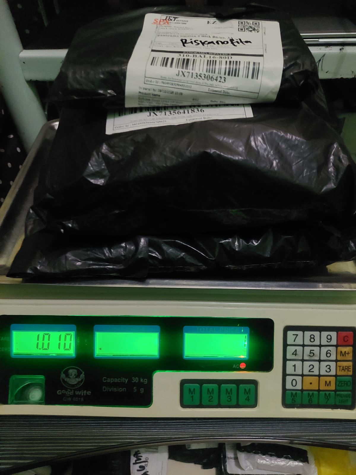 RISKANOFITA/4540-0522/BLACK