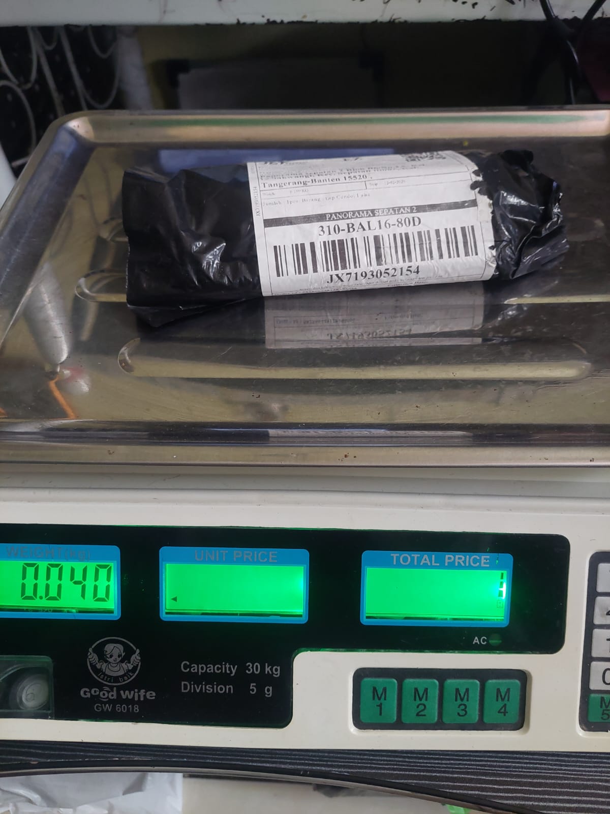 DIMAS SATRIA/4224-0557/BLACK