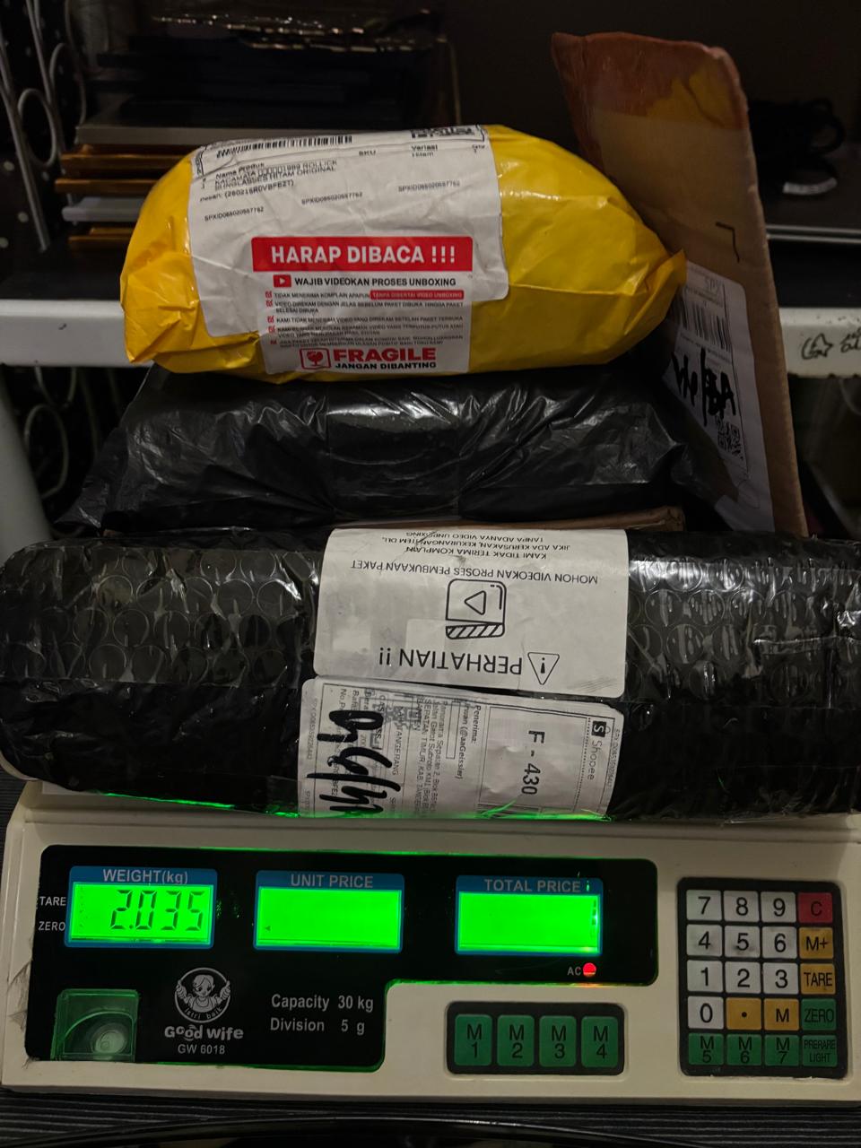 AAGEISLER/0231-0594/BLACK