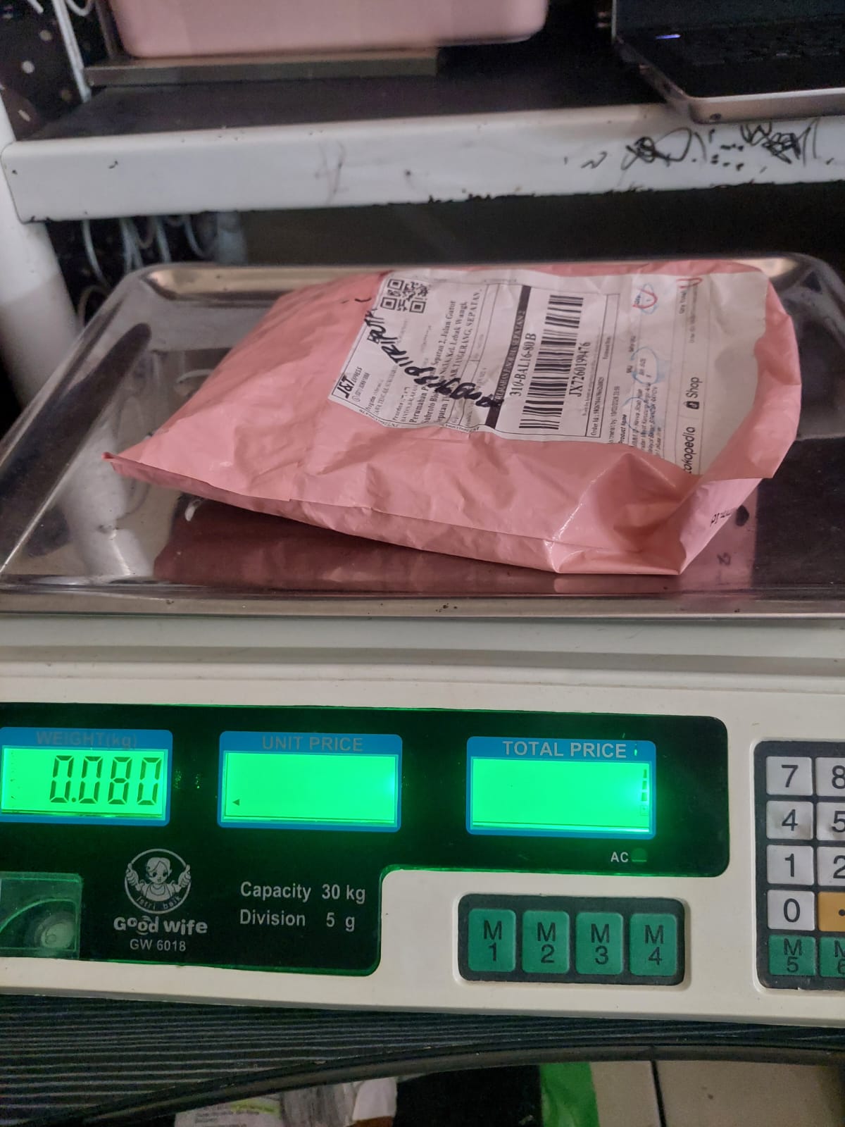 ANGGISAFTRIPUTRI/8189-0614/PINK