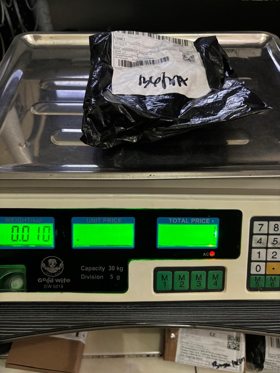 SYARIF/0043-0634/BLACK