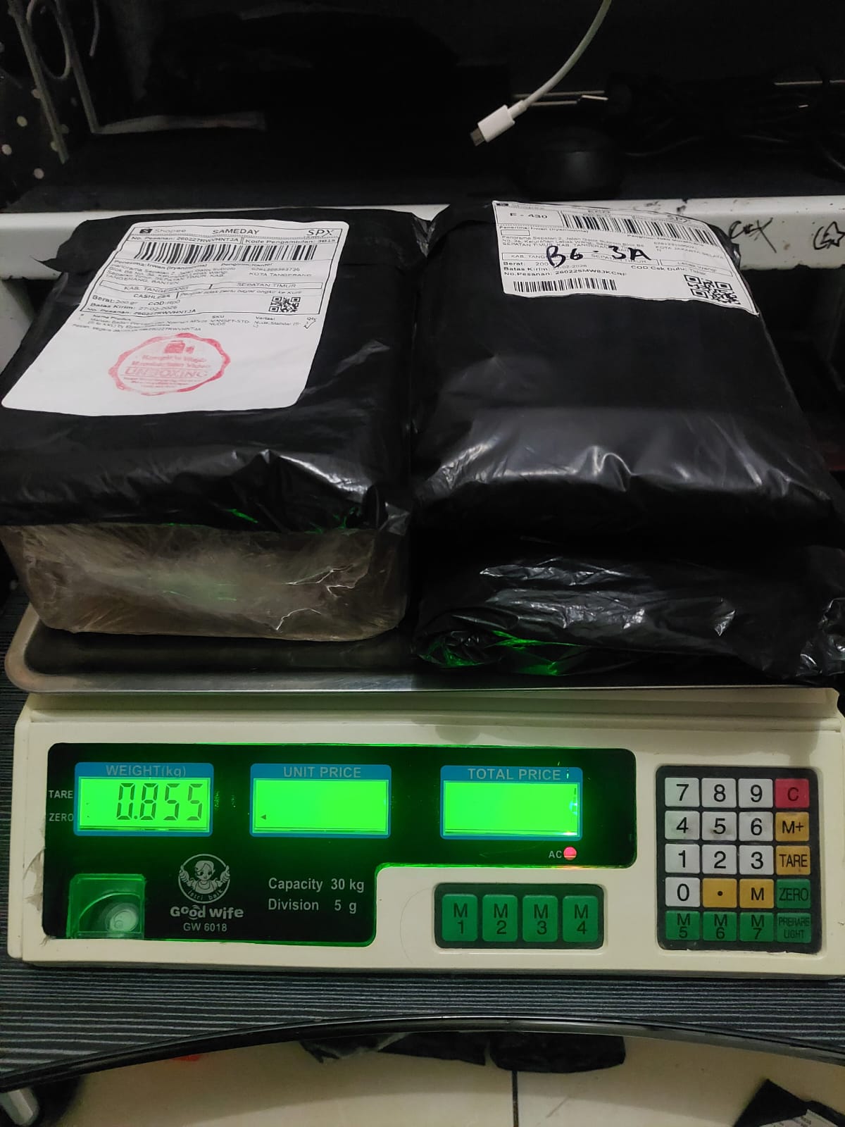 IRYANINOVITA/3434-0579/BLACK