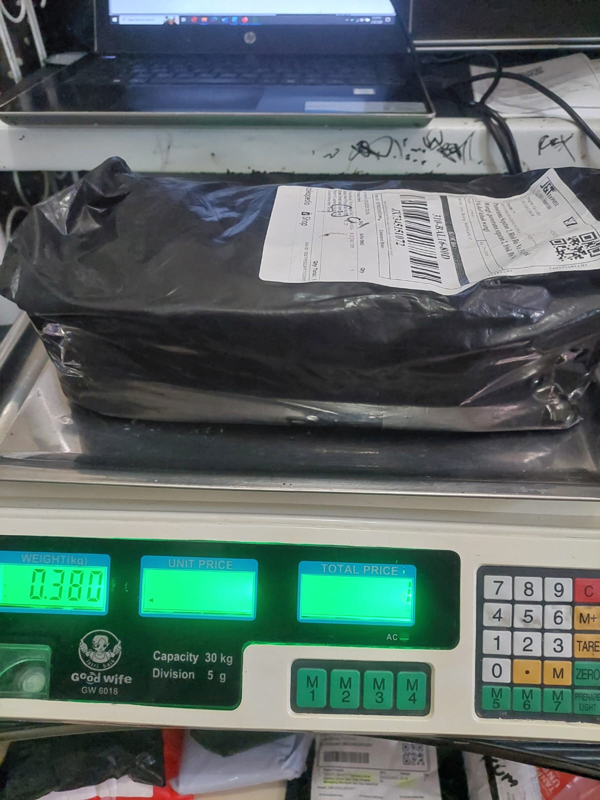 SUCI/7397-0657/BLACK