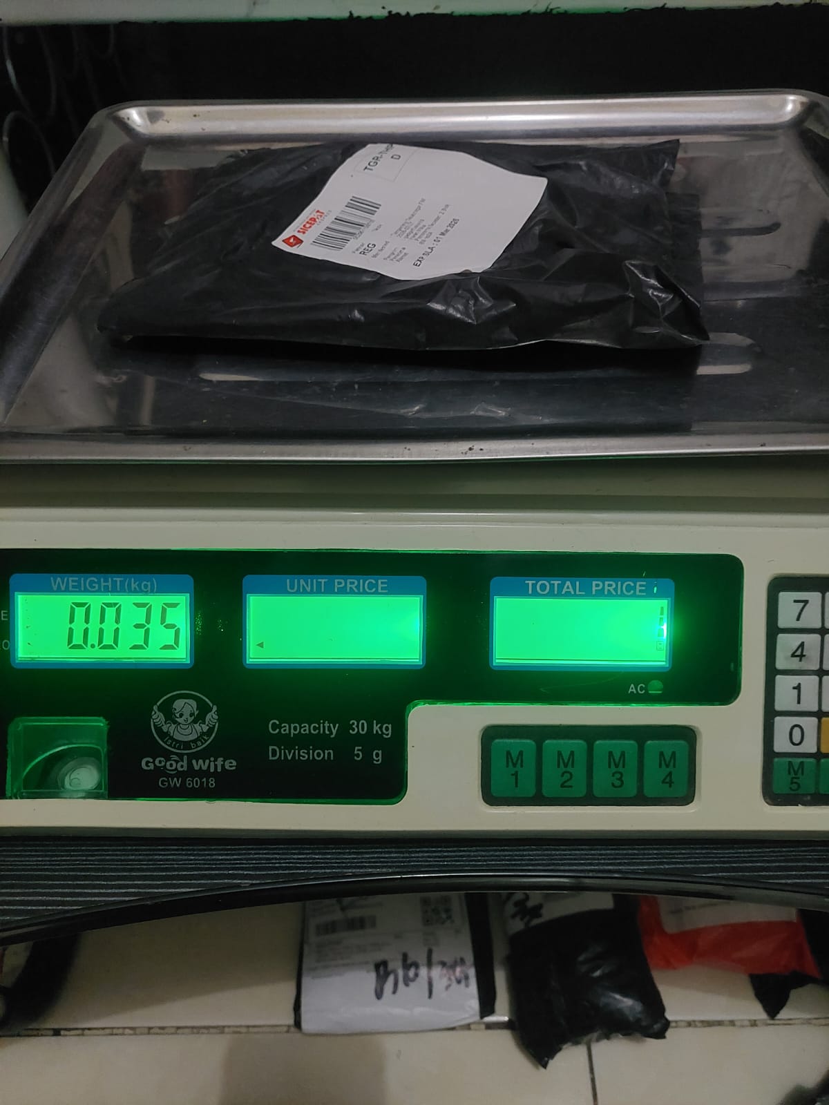 MILKA/8332-0660/BLACK