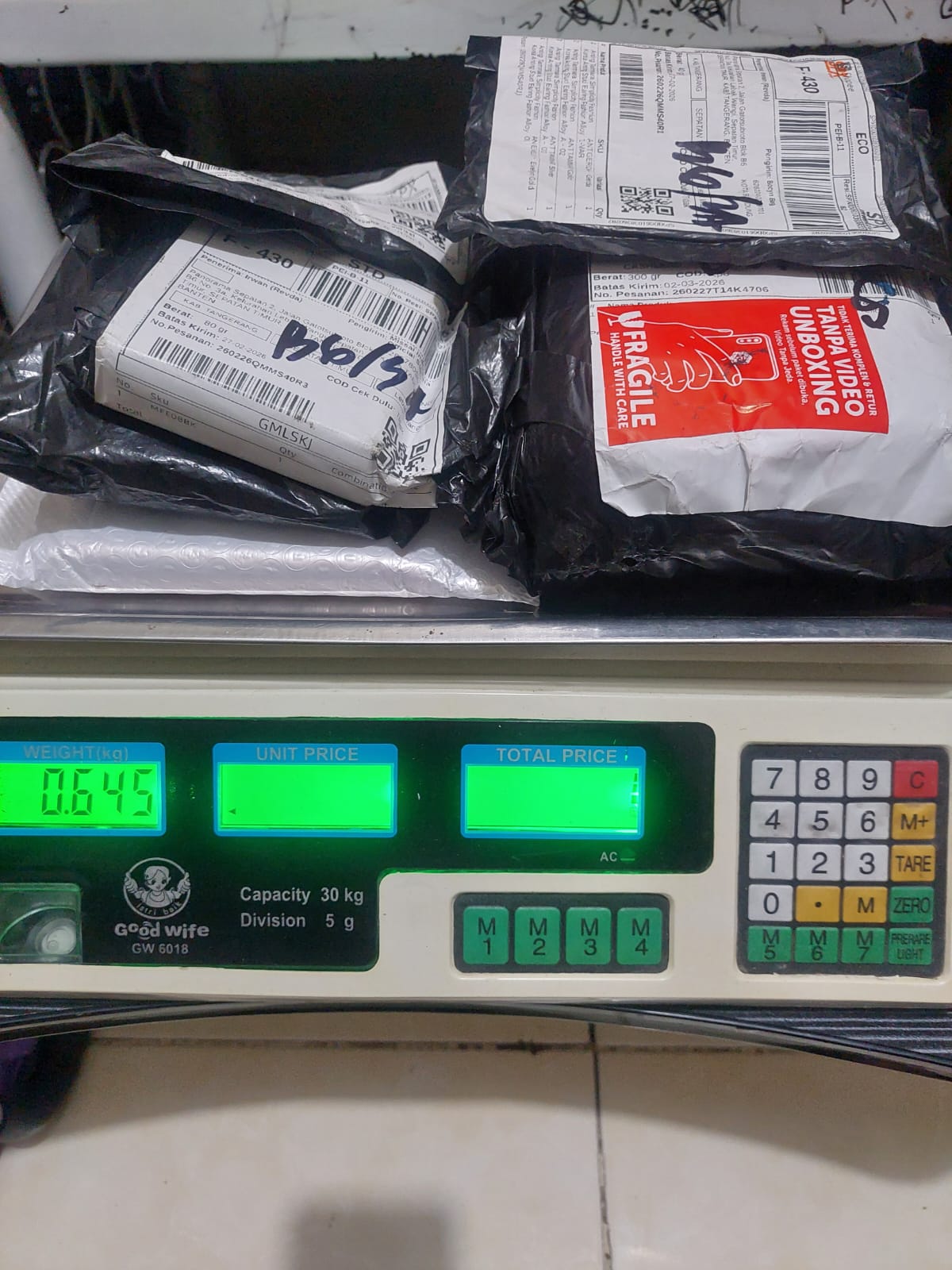 REVDA/8228-0683/BLACK