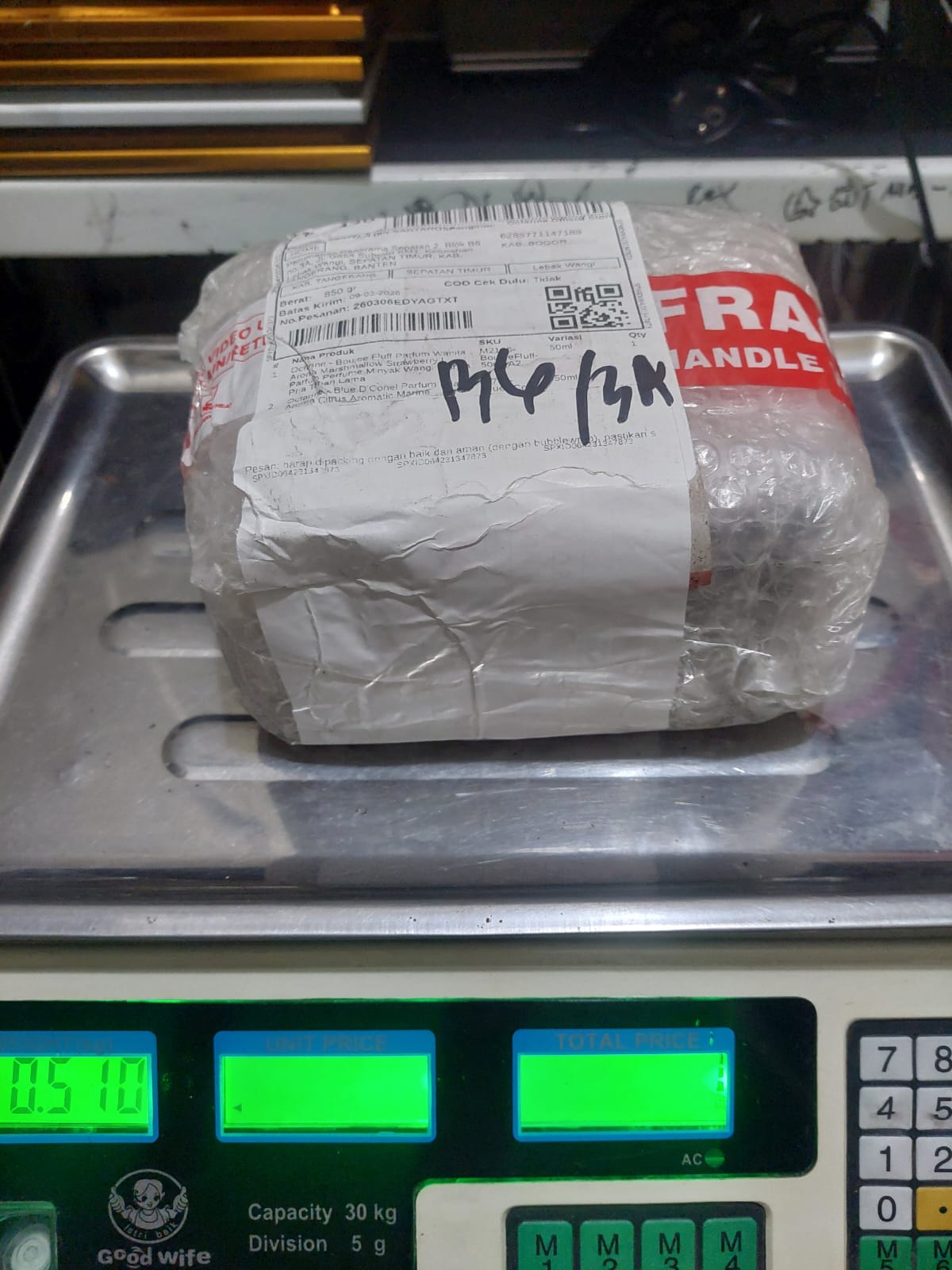 IIN SANTAROSA/1987-0704/WHITE