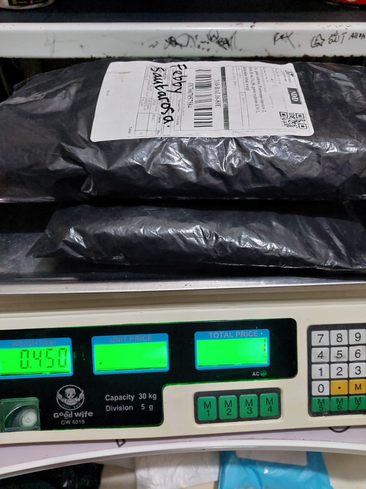 FEBBY SANTAROSA/4118-0784/BLACK