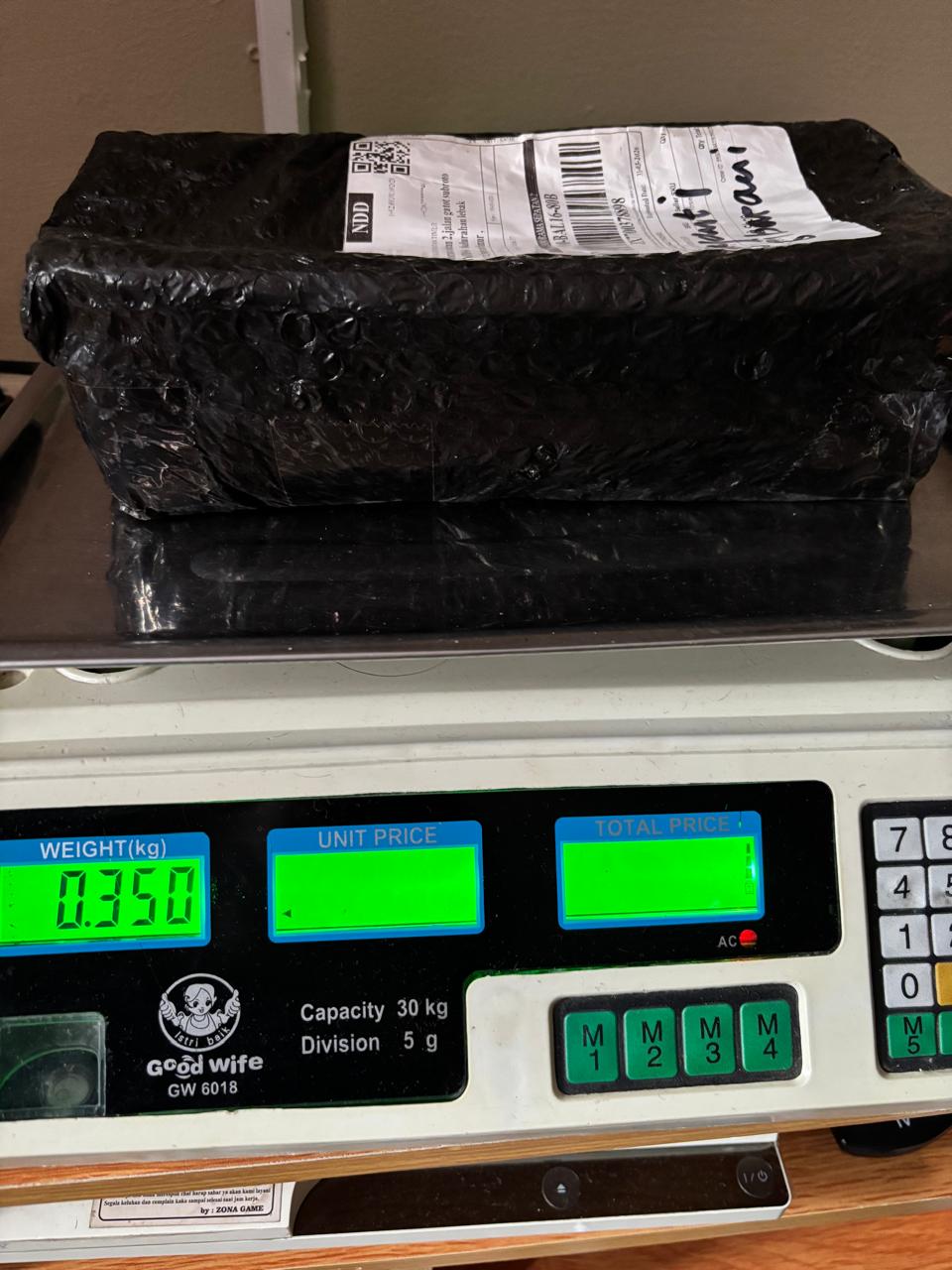 JAYANTISABARANI/9440-0817/BLACK