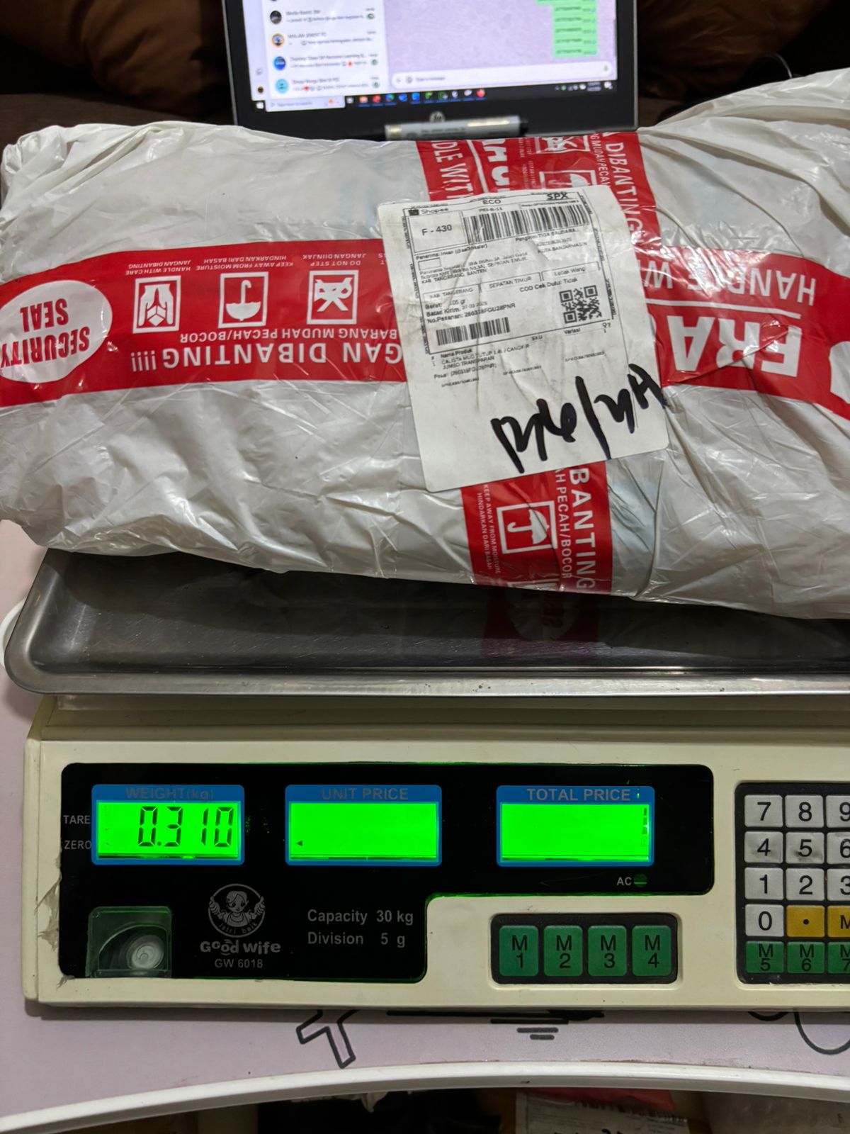 AAGEISLER/0231-0835/WHITE