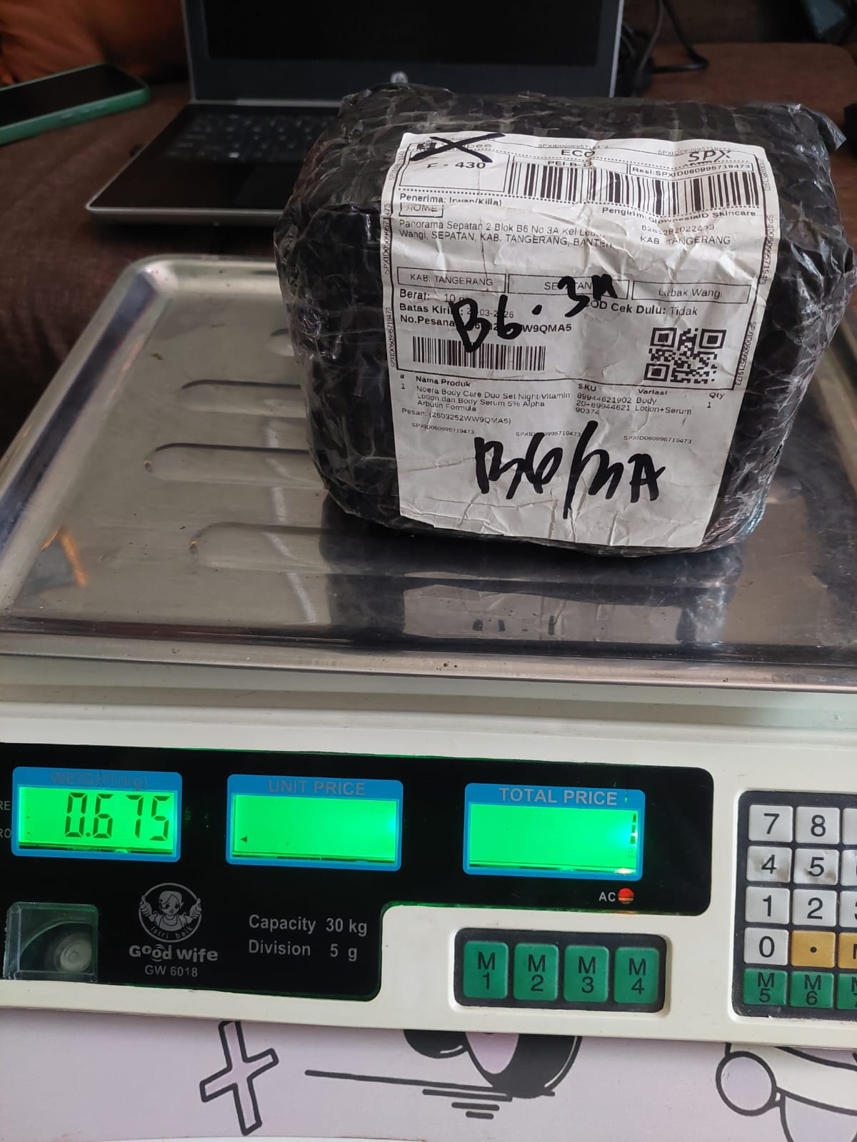 KILLA/8410-0851/BLACK