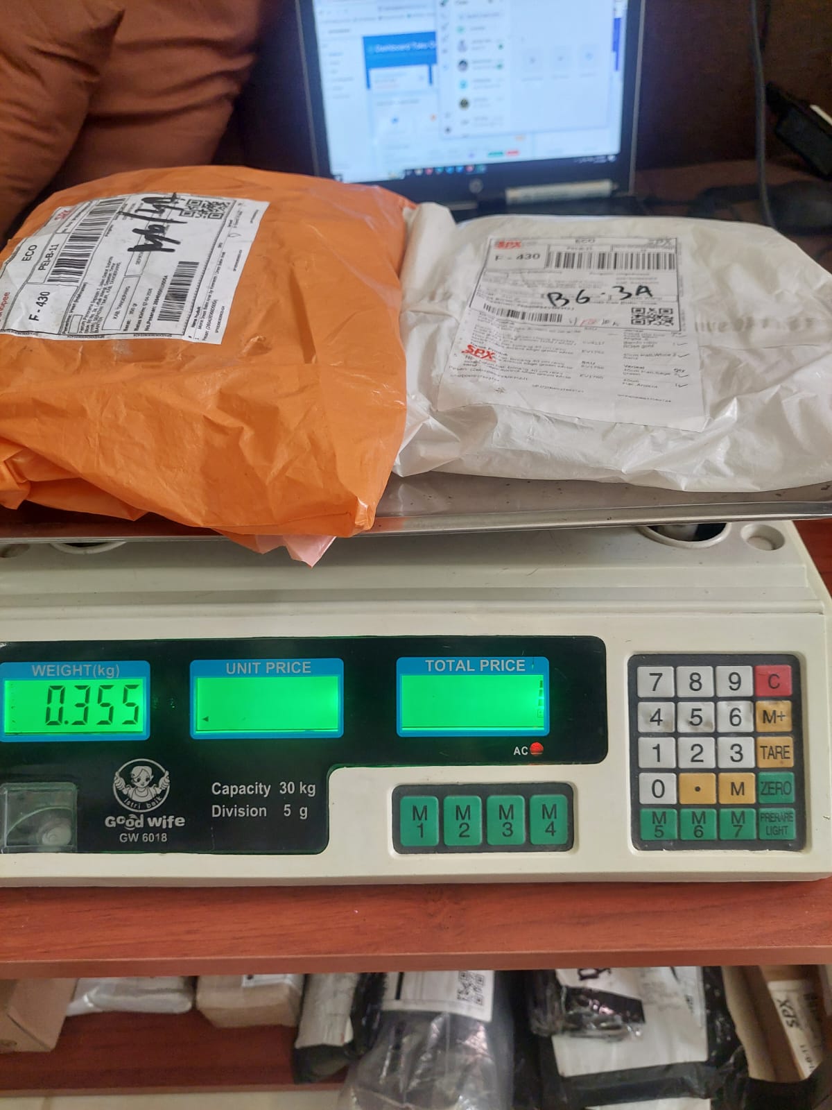 INDAHRAHIM/4886-0883/BLACK