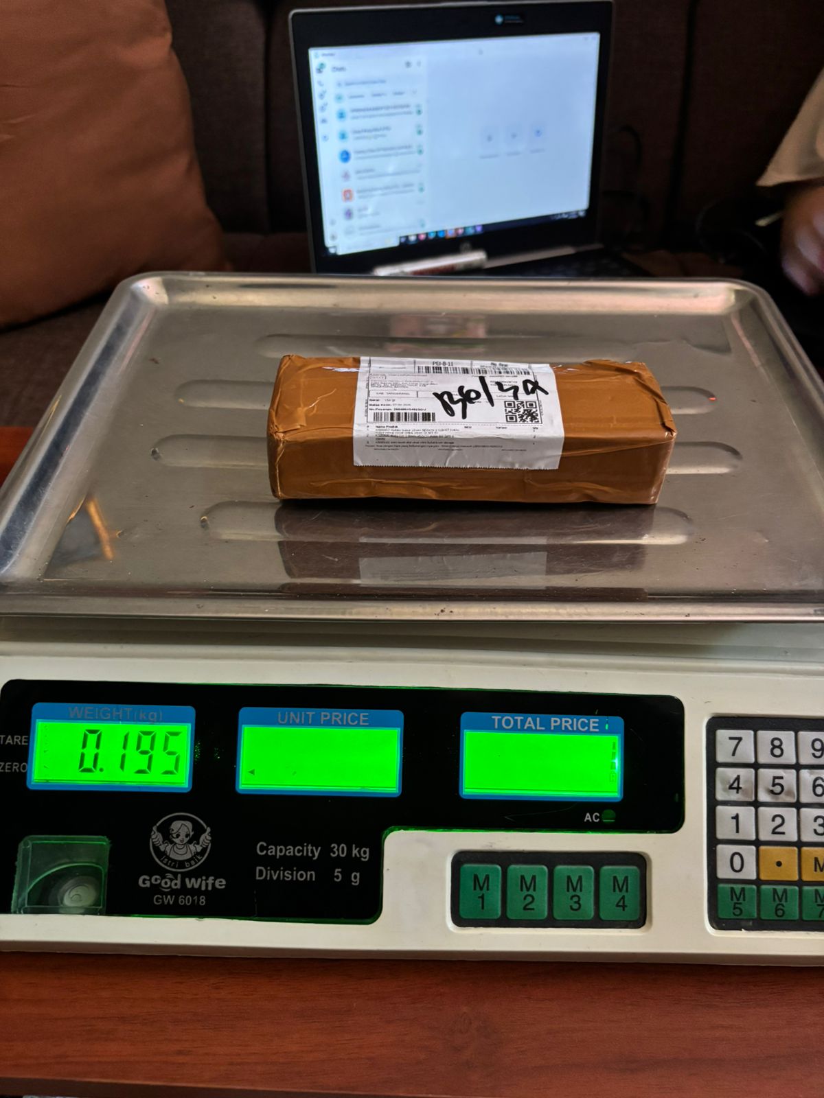 ADHYFIRMANSYAH/6031-0885/BROWN