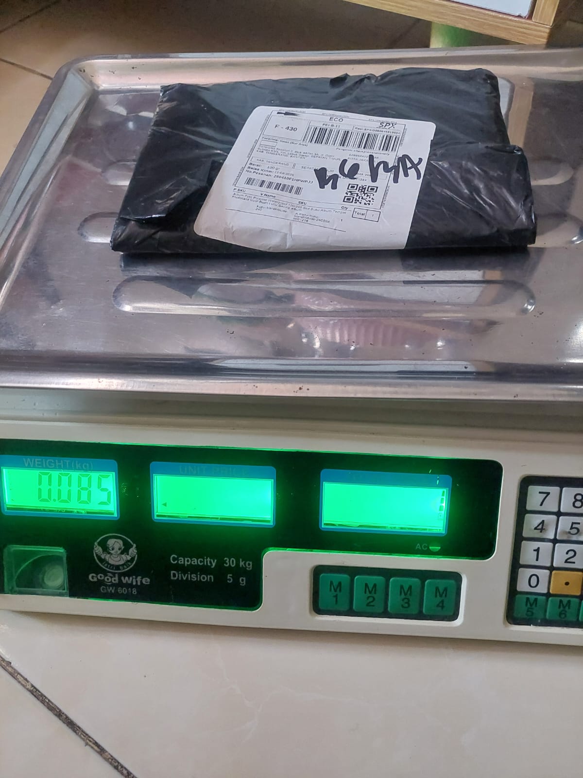 NUR ARYA/4473-0897/BLACK