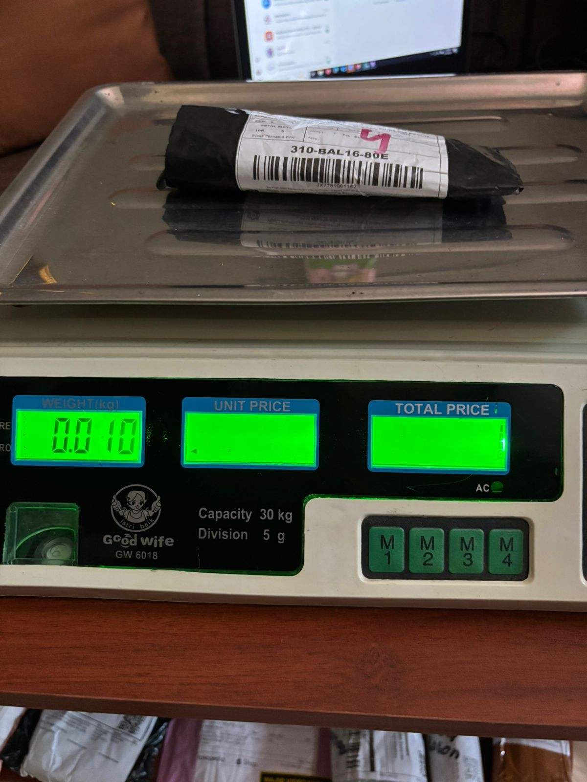 DIMAS SATRIA/4224-0897/BLACK