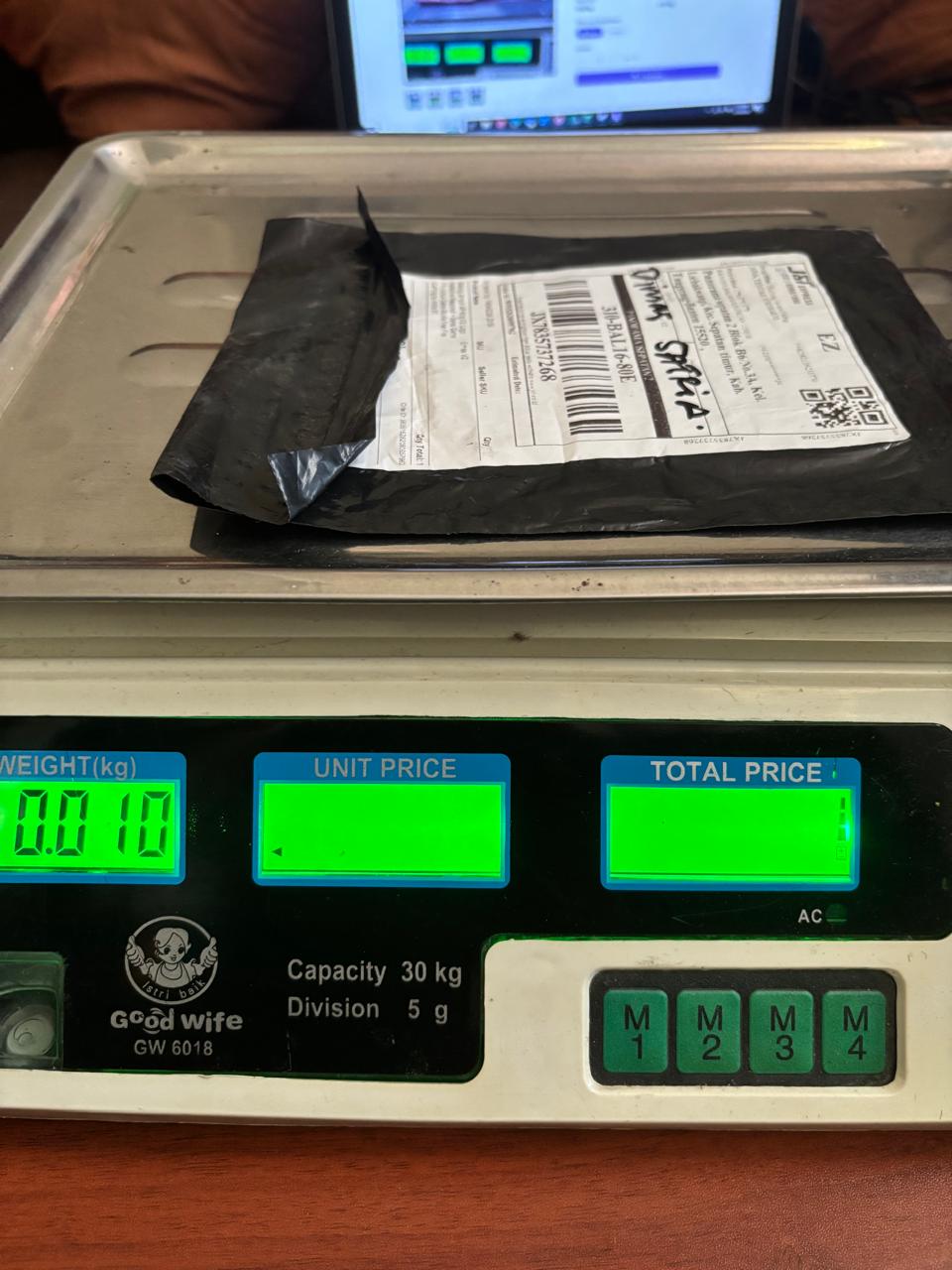 DIMAS SATRIA/4224-0925/BLACK