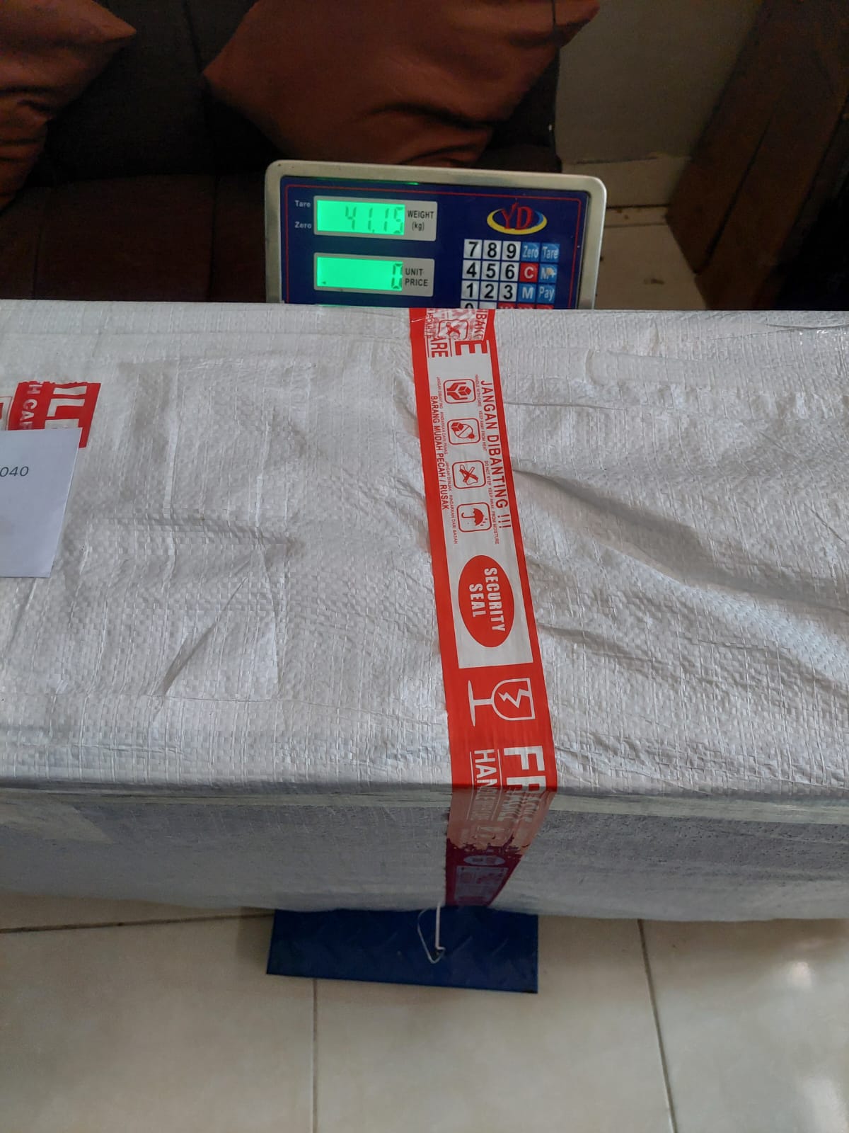 ANGGATRA/7040-1272/WHITE