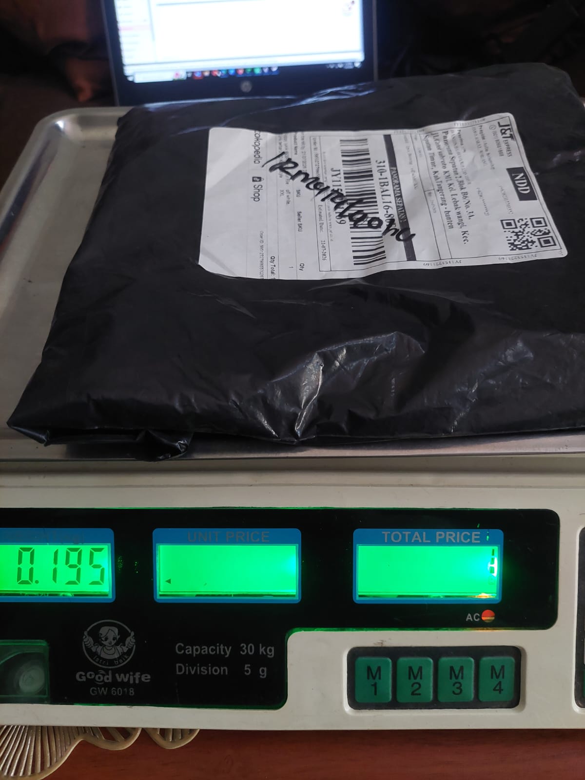 IRMATALAOHU/7323-1352/BLACK