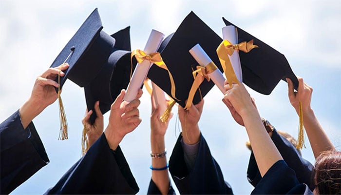 پاکستانی جامعات میں 500 بنگلہ دیشی طلباء کو داخلے فراہم کیے جائیں گے