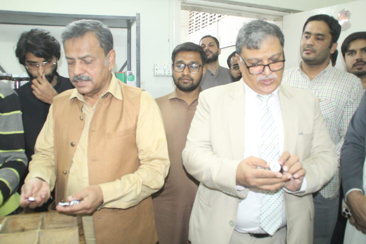 انفارمیشن کمیشن کا سندھ گورنمنٹ سروسز ہسپتال کا دورہ 