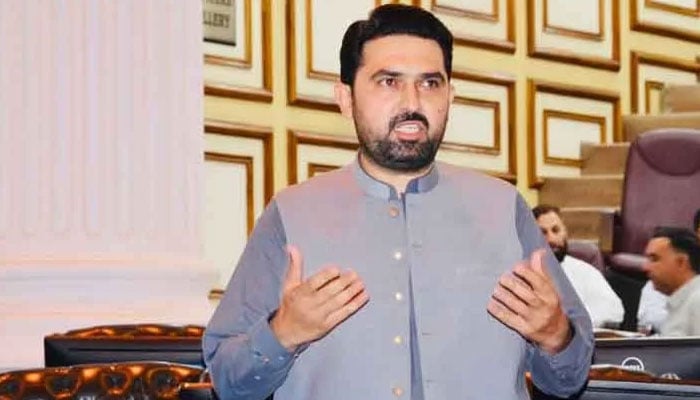 بند کمروں کے فیصلوں سے لوگ دل برداشتہ ہیں ، سہیل آفریدی 