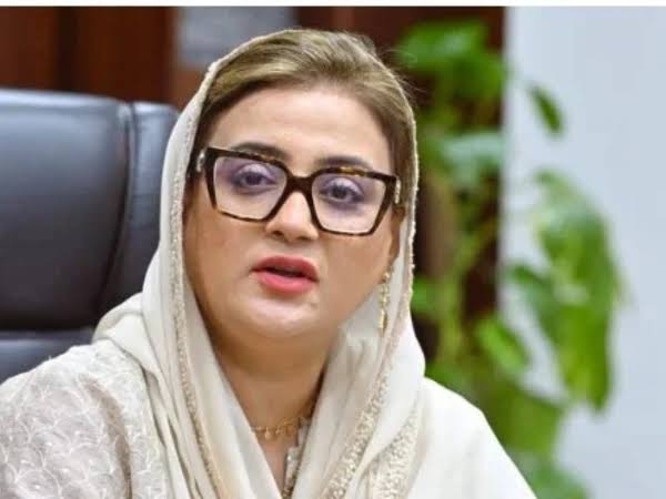 لاہور واقعہ ، متاثرہ خاندان سے شرمندہ اور معافی کی طلبگار ہوں، عظمیٰ بخآری