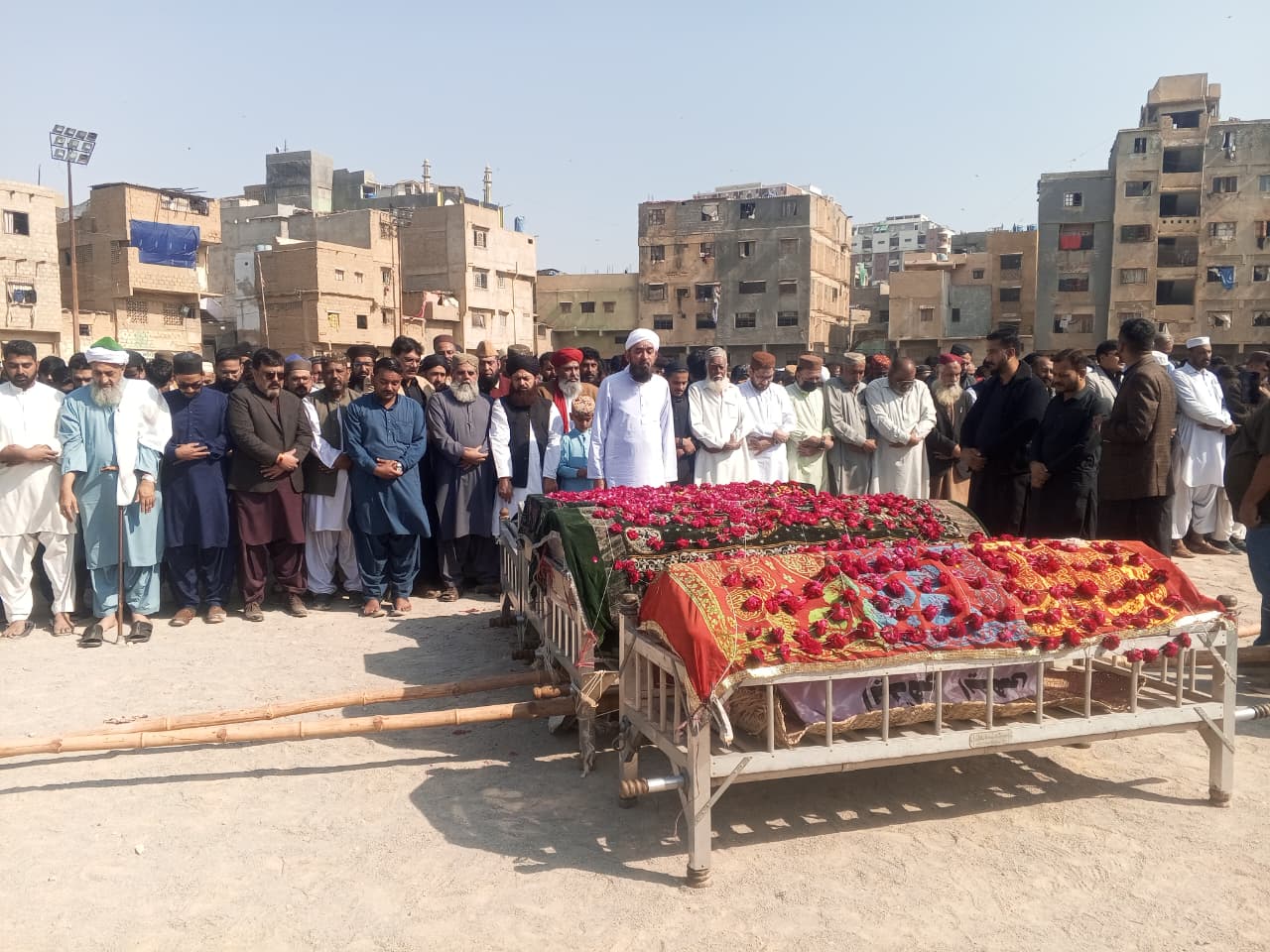 سانحہ گل پلازہ: چار شہداء کی نمازِ جنازہ ادا، علاقہ سوگ میں ڈوب گیا