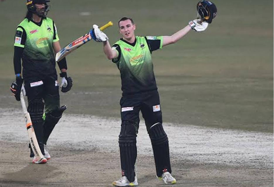 انٹر نینشل پلیر ہیری بروک پی ایس ایل 2026 کیلئے دستیاب ہوں گے یا نہیں ؟