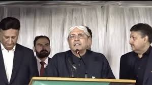 ہر سیاستدان کا امتحان ہوتا ہے، جو سیاست میں مشکلات برداشت نہیں کرسکتا وہ کوئی اور شعبہ اختیار کرلے، صدر زرداری