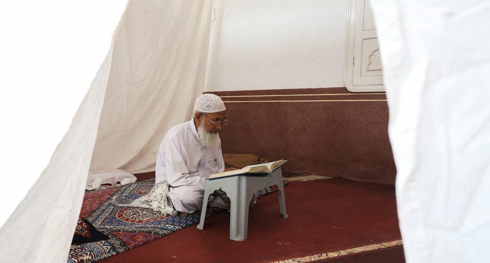 رمضان میں اعتکاف اللہ سے قریب ہونے کا ذریعہ