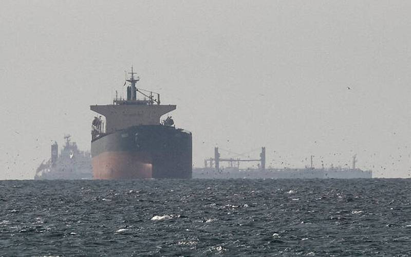 آبنائے ہرمز سے گزر کر پہلا پاکستانی بحری جہاز ملکی حدود میں داخل