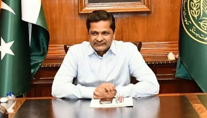 کمشنر کراچی کی ڈپٹی کمشنرز کو امدادی کاموں اپنا کردار ادا کرنے کی ہدایت