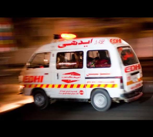 کراچی: لوٹ مار سے تنگ عوام نے ڈکیتوں کا گھیرائو کرلیا، ایک دن میں چار لٹیرے ہلاک