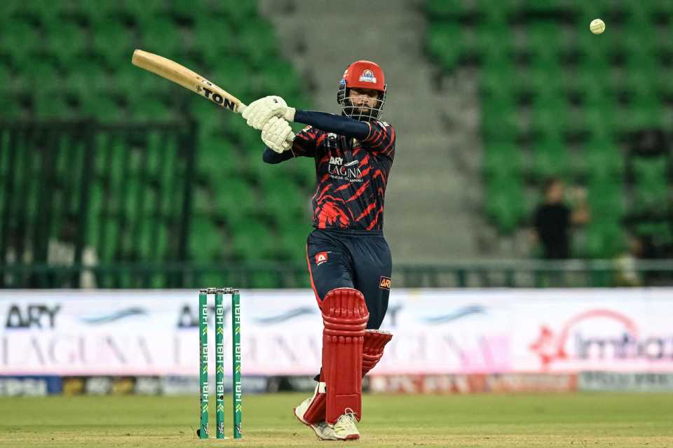 پی ایس ایل 11: کراچی کنگز کی لاہور قلندرز کیخلاف 4 وکٹوں سے فتح