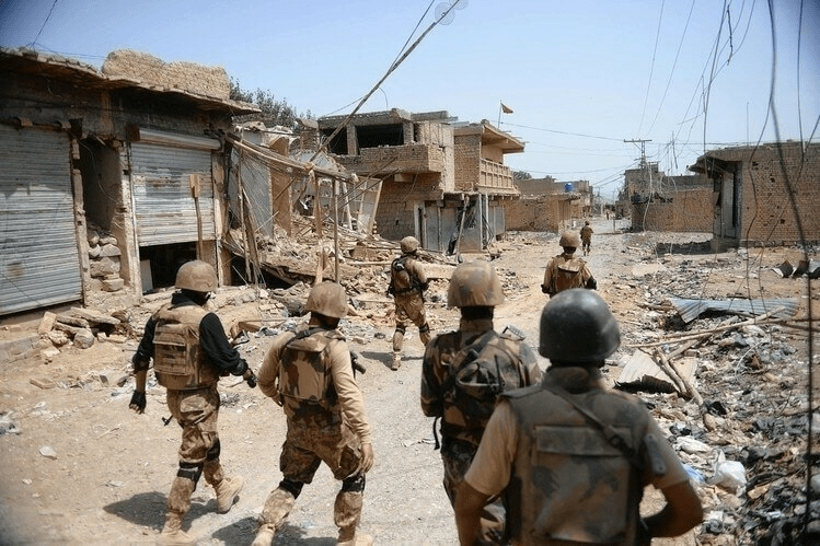 سیکورٹی فورسز کا خیبرپختونخوا میں 2 مقامات پرآپریشن، بھارتی پراکسی فتنۃ الخوارج کے 13 دہشتگرد ہلاک