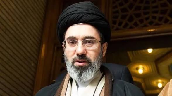 ایران کی سفارتی اور جنگی پالیسیوں میں مجتبیٰ خامنہ ای پس پردہ متحرک، امریکی رپورٹ