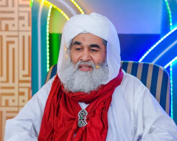 نماز کے بغیر زندگی بے برکت و بے مقصد ہو جاتی ہے، علامہ الیاس قادری