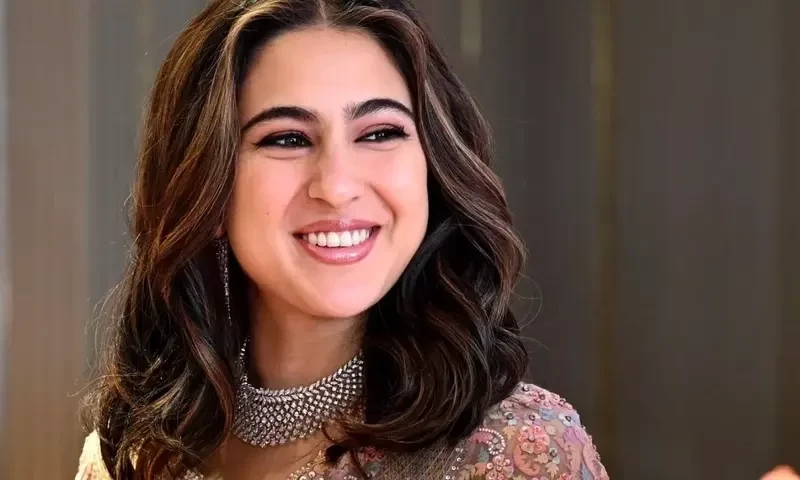 خود سے خوش ہوں، صحیح وقت اور صحیح شخص ملے گا تو شادی کروں گی، سارہ علی خان