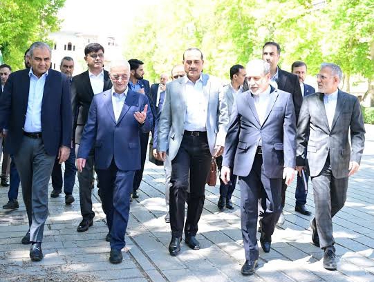 فیلڈ مارشل عاصم منیر کا دورہ ایران مکمل، ایرانی قیادت سے ملاقاتیں، خطے میں امن پر تبادلہ خیال
