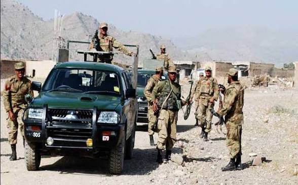 دتہ خیل میں سیکیورٹی فورسز کا آپریشن ، دہشت گردوں کے متعدد ٹھکانے تباہ، 11 خوارج ہلاک