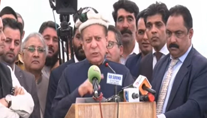 گلگت بلتستان میں عوامی اجتماع، نواز شریف کے بڑے اعلانات اور عوام سے شکوہ