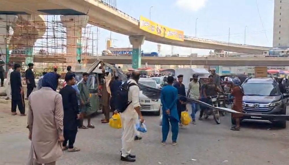 کراچی میں پانی کی قلت سنگین، قیوم آباد میں شدید احتجاج، شہری رل گئے