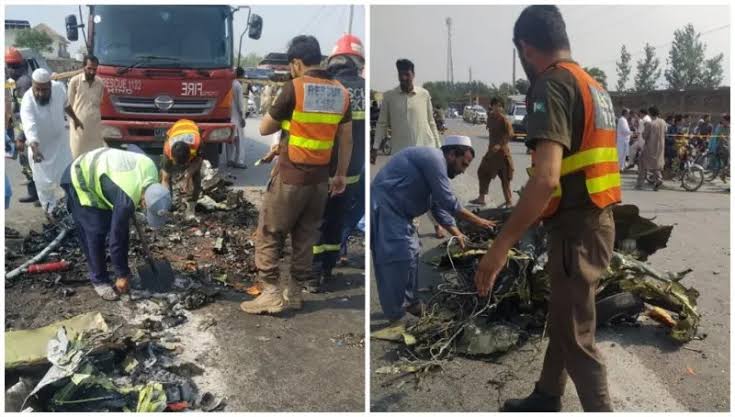 مردان : پاک فضائیہ کا تربیتی طیارہ حادثے کا شکار، دو پاٹلٹ جام شہادت نوش کرگئے