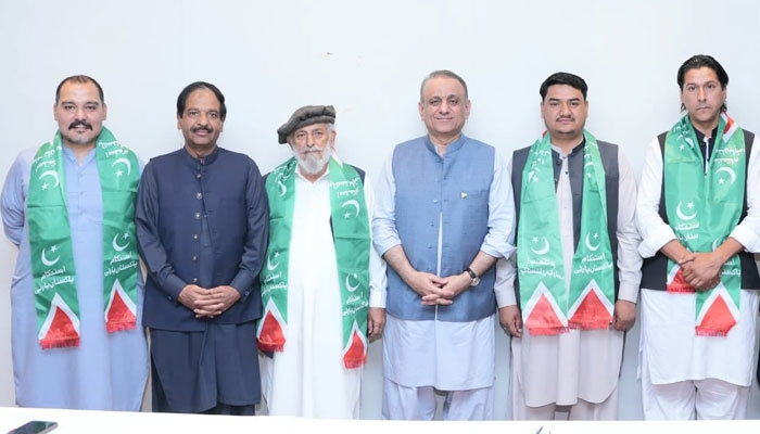گلگت بلتستان :حکومت سازی سے قبل آئی پی پی کو بڑی کامیابی، 4  آزاد امیدواروں کا پارٹی میں شمولیت کا اعلان