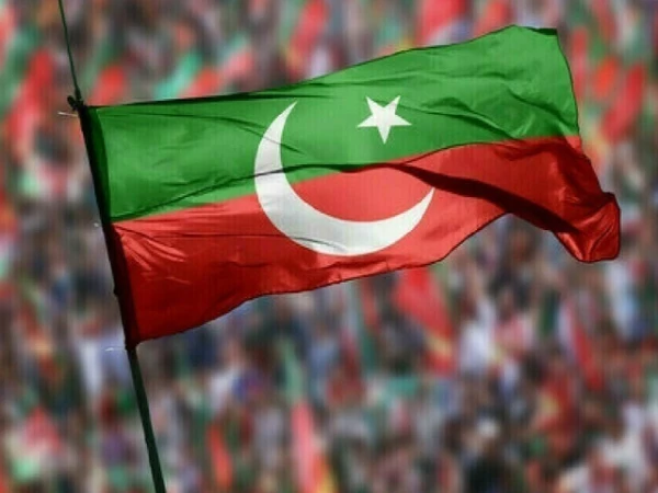 خیبرپختونخوا: وزیراعلیٰ کی موجودگی میں اجلاس، مگر ناراض ارکان نے الگ مشاورتی نشست بلا لی