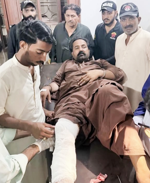 مبینہ پولیس مقابلہ، منشیات فروش زخمی حالت میں گرفتار، اسلحہ برآمد کرنے کا دعویٰ