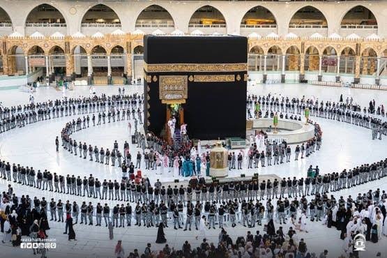 روح پرور مناظر، بیت اللہ شریف کی سالانہ غسلِ کعبہ تقریب عقیدت و احترام کے ساتھ مکمل