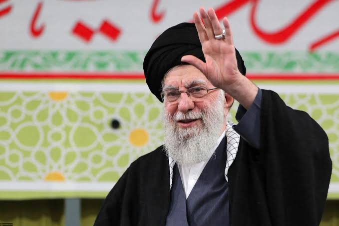 سابق  سپریم لیڈر کی تدفین کے سلسلے میں ایران بھر میں یومِ سوگ، آخری رسومات کا شیڈول جاری