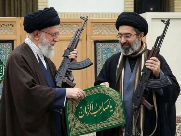انتقام قوم کا مطالبہ، آیت اللہ مجتبیٰ خامنہ ای کا والد کے قتل کا بدلہ لینے کا عزم